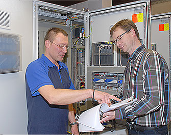 Industrie und Gebäudeautomation Industrie und Gebäudeautomation